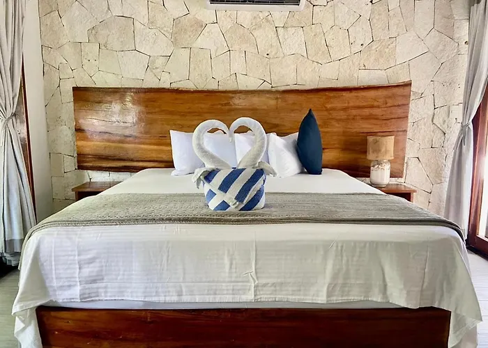 Hotel Playa Canek Beachfront Eco 4*