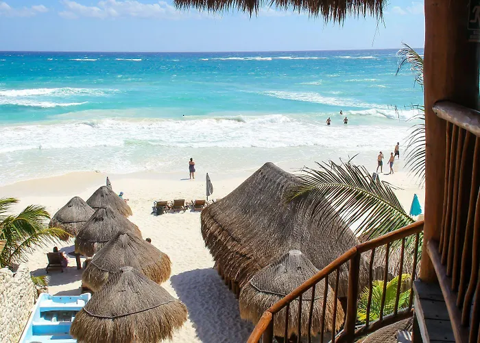 Hotel Playa Canek Beachfront Eco 4*