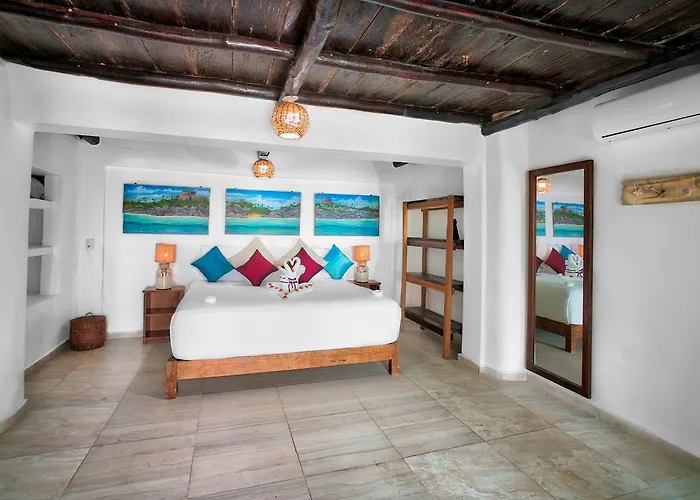 Hotel Playa Canek Beachfront Eco 4*